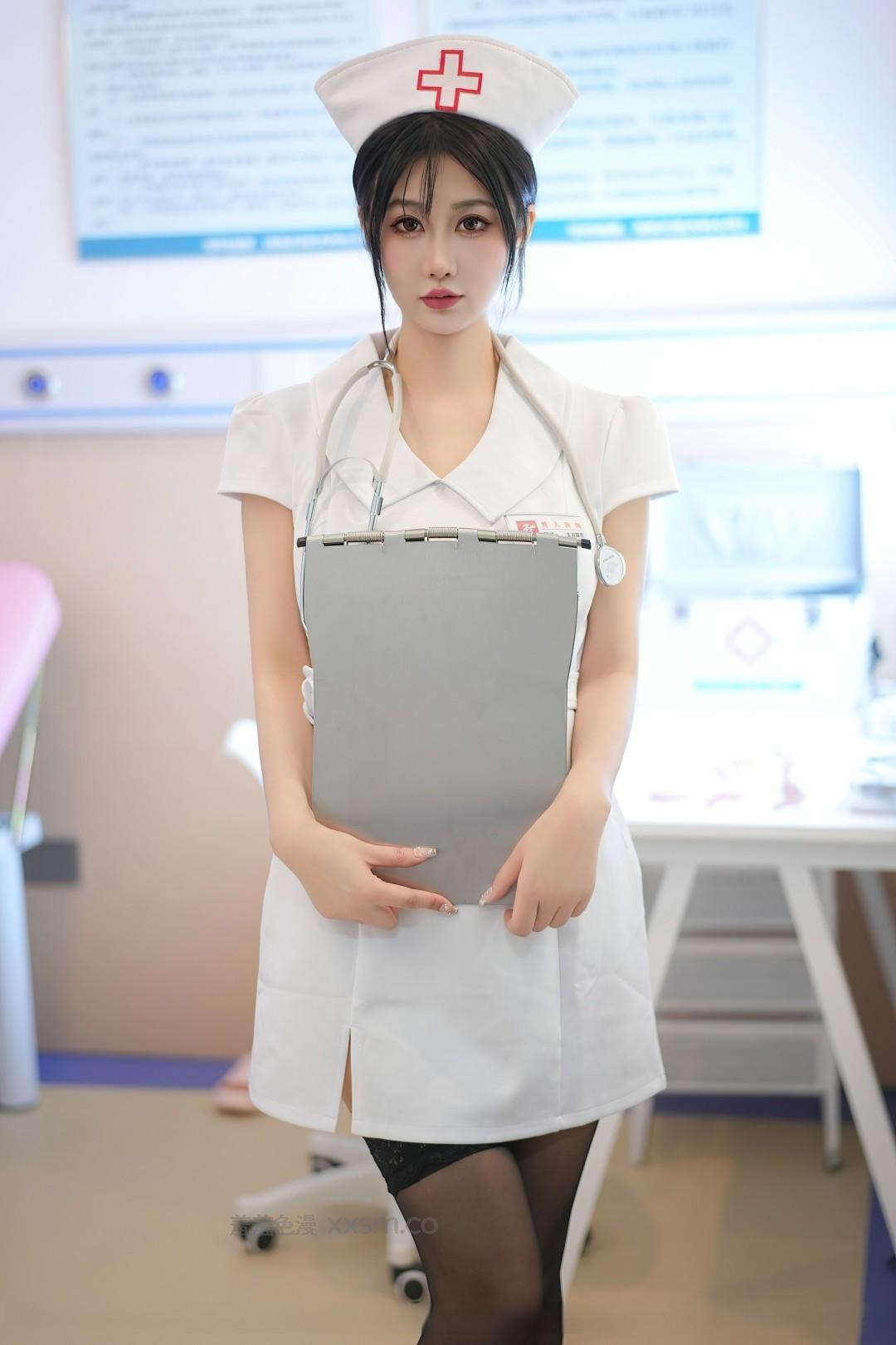 No8512laura阿姣美腿黑丝 第1话 第1页